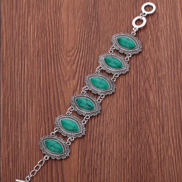 New! Silver & Turquoise Jewelry Set - Picture 3 of 4